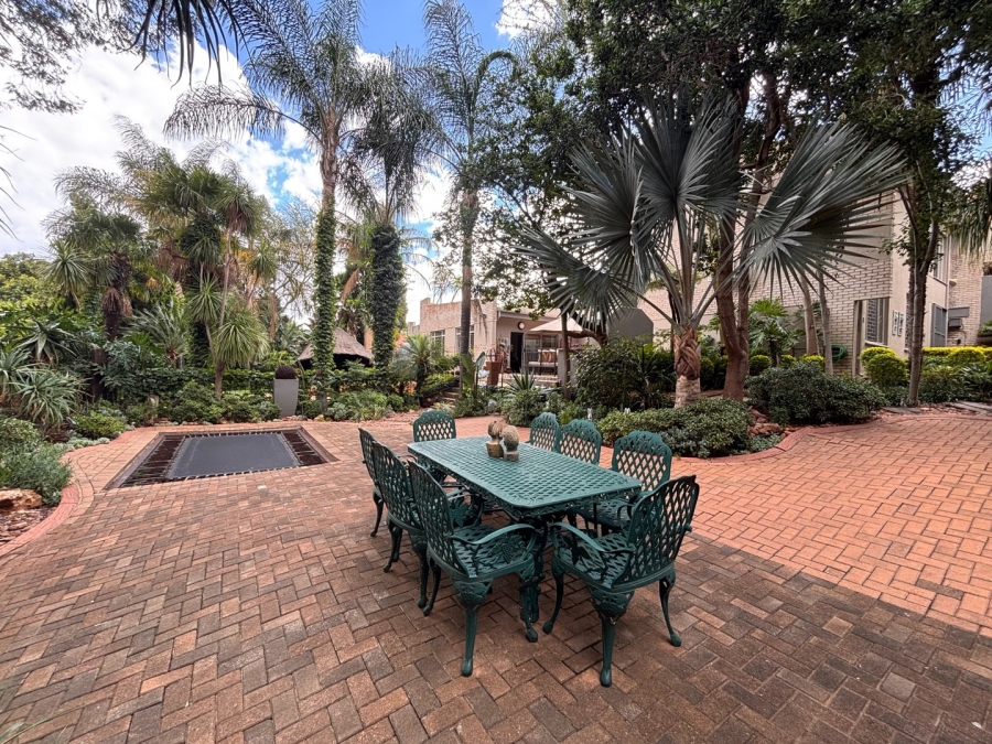 5 Bedroom Property for Sale in Doringkruin North West